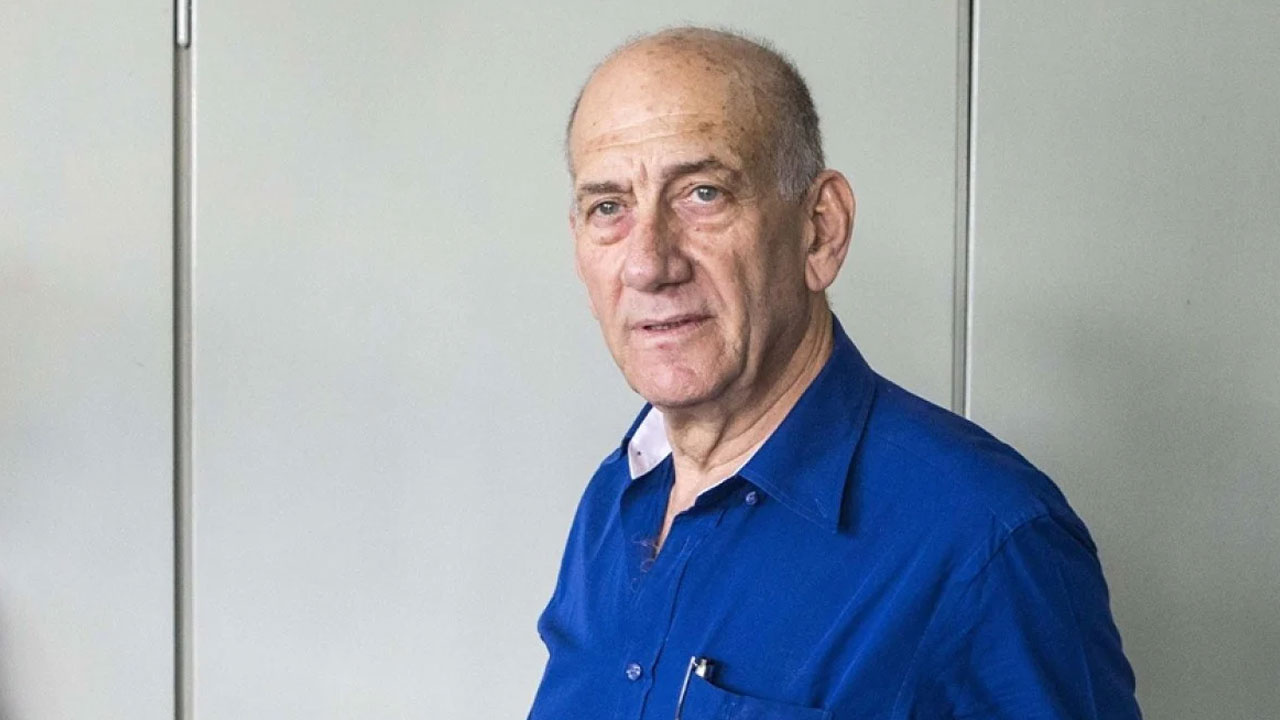 İsrail'in eski Başbakanı Olmert: Netanyahu tarihi bir felaket