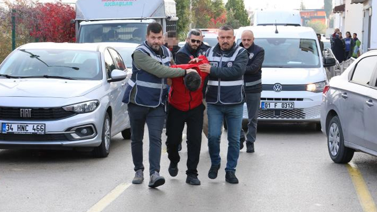 Adana'da anahtarlık şeklinde suikast tabancası ele geçirildi