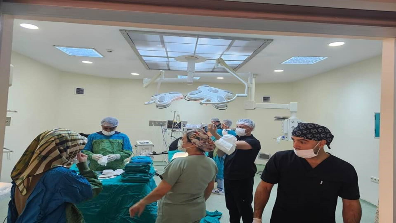 Siirt Eruh'ta 55 yıl sonra ilk ameliyat gerçekleşti