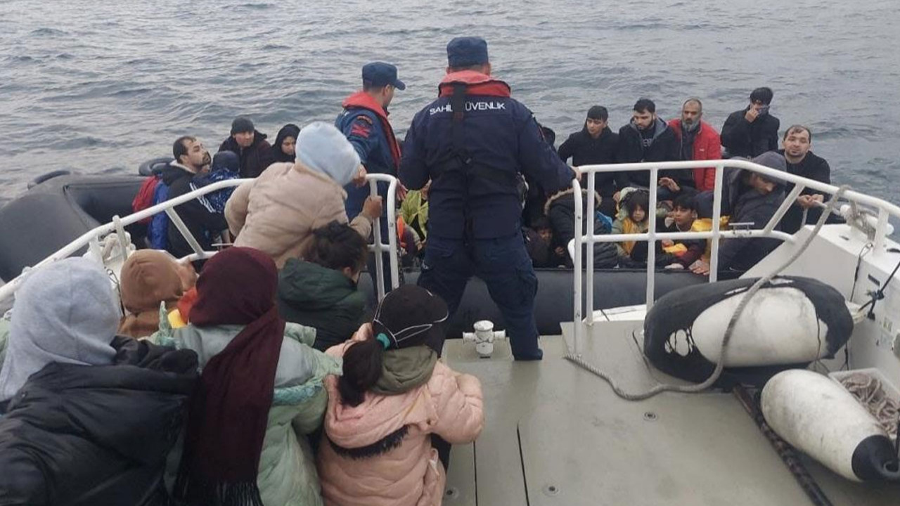 Yunan unsurlarınca ölüme terk edilen 92 kaçak göçmen kurtarıldı