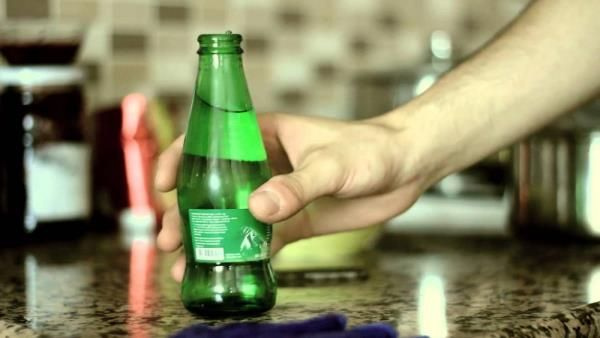 Her gün soda içmenin tehlikeleri ortaya çıktı, öğrendikten sonra ağzınıza sürmeyeceksiniz