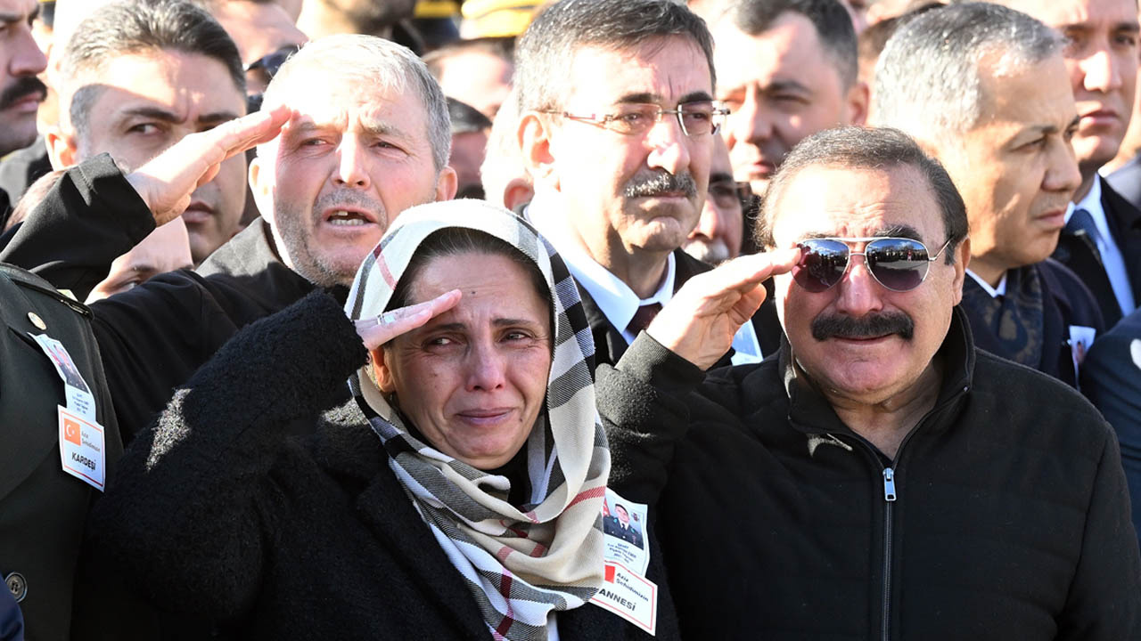 Şehit Piyade Teğmen Eril Alperen Emir Ankara'da son yolculuğuna uğurlandı