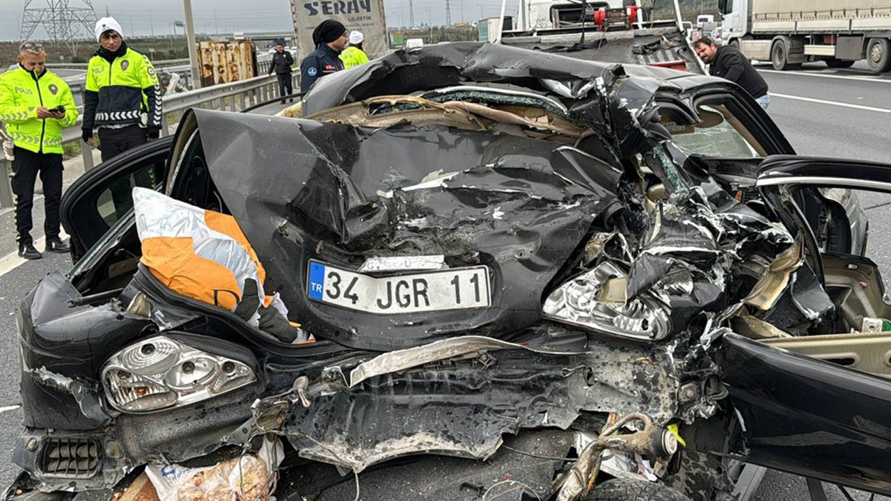  Kuzey Marmara Otoyolu'nda korkunç kaza! Arıza nedeniyle bekliyordu