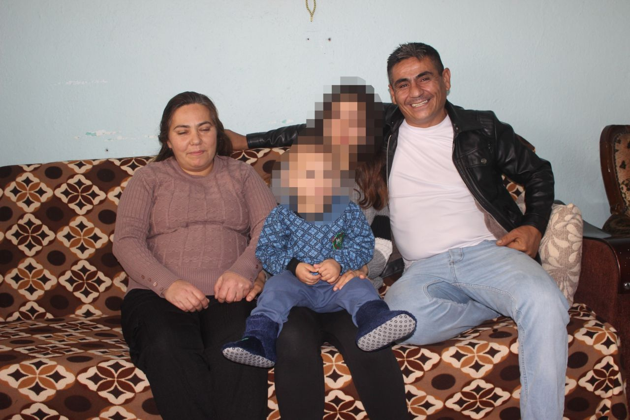 Kendisi 14, bebeği 1 buçuk yaşında! İran'a kaçırılan Manisalı kız çocuğu ailesine kavuştu