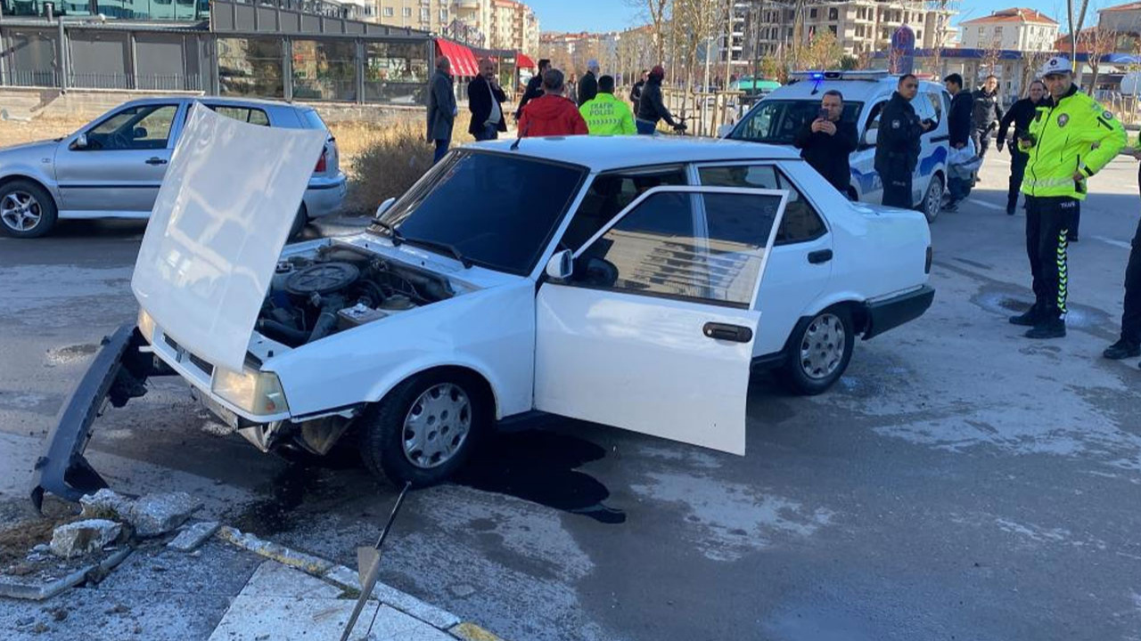 Alkollü ve ehliyetsiz sürücü emniyeti alarma geçirdi!