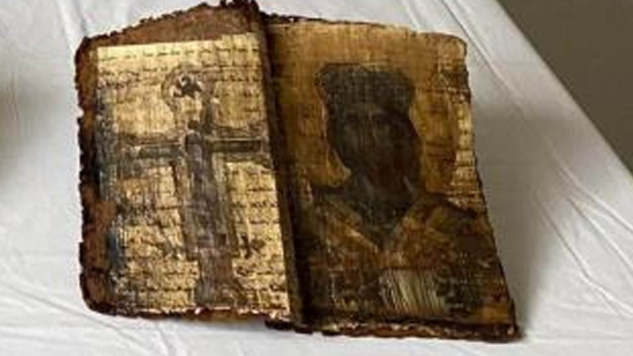Ceylan derisine yazılı 2 bin yıllık İncil ele geçirildi, tartışma yeniden alevlendi