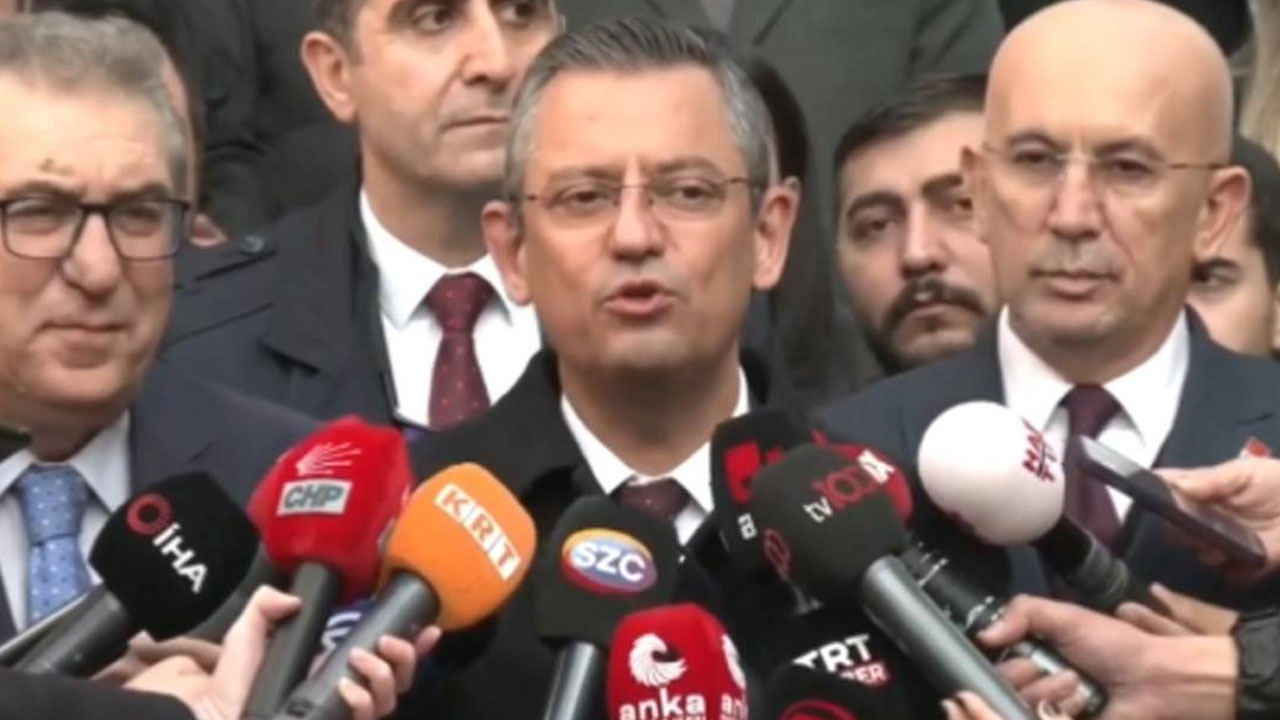 CHP lideri Özgül Özel'den yeni asgari ücret eleştirisi: Büyük bir kandırmacayla karşı karşıyayız