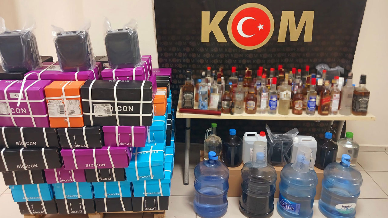 İzmir'de 3,7 ton etil alkol ele geçirildi!