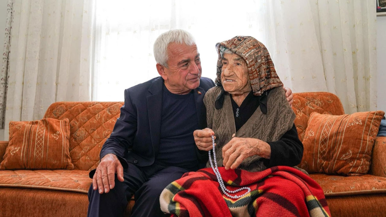 104 yaşındaki "Cumhuriyet anne" vefat etti!