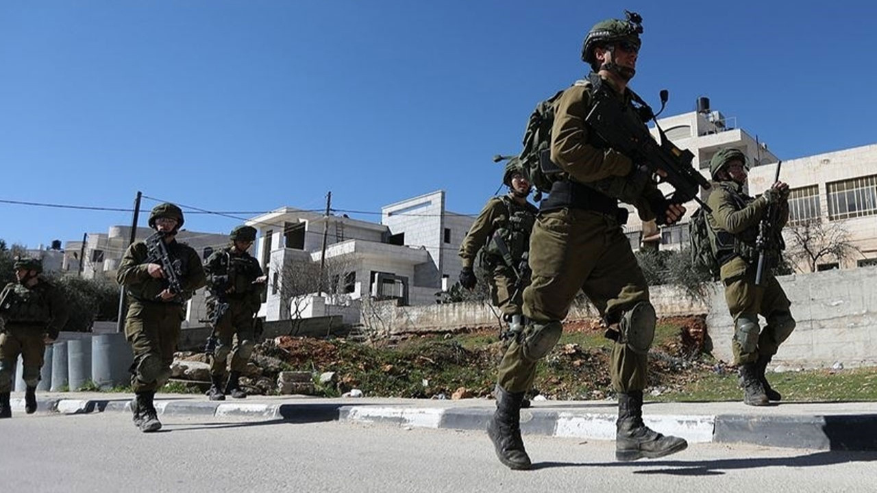 İsrail ordusu Gazze'de bir askerinin öldürüldüğünü duyurdu