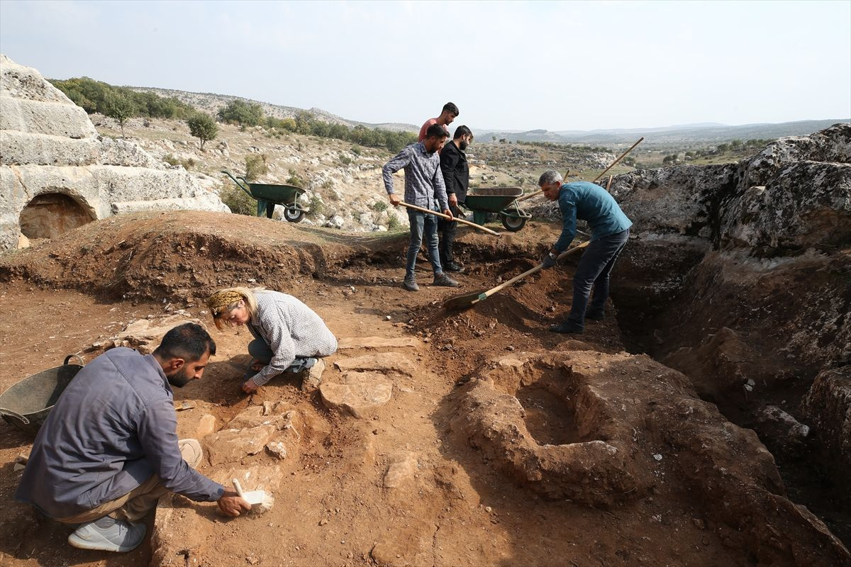 Diyarbakır'daki kazılarda ortaya çıktı! 54 çocuk iskeleti bulundu