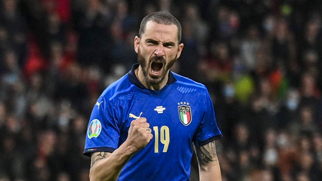 Fenerbahçe dünyaca ünlü İtalyan stoper Bonucci ile anlaştı