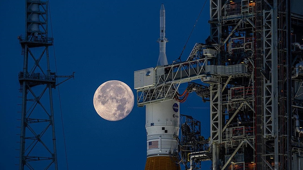 NASA, 50 yıl sonra Ay'a uzay aracı gönderdi