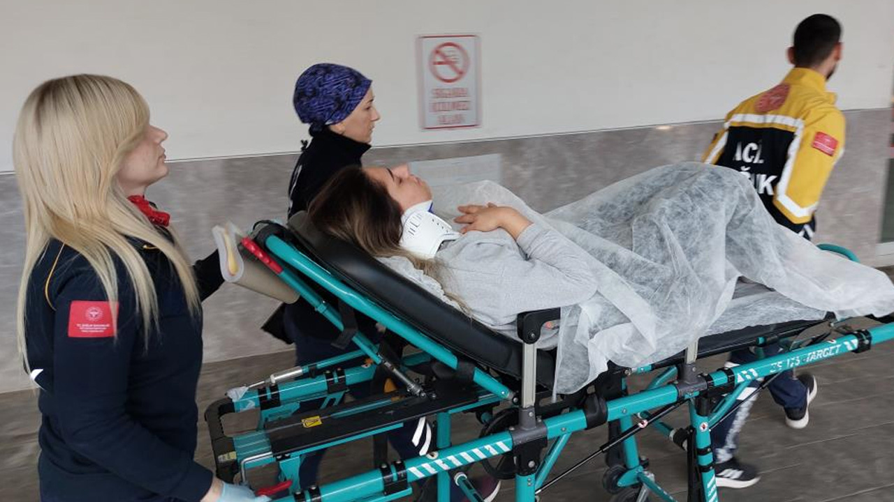 Samsun'da akılalmaz olay! 17 yaşındaki kız, halı yüzünden hastanelik oldu
