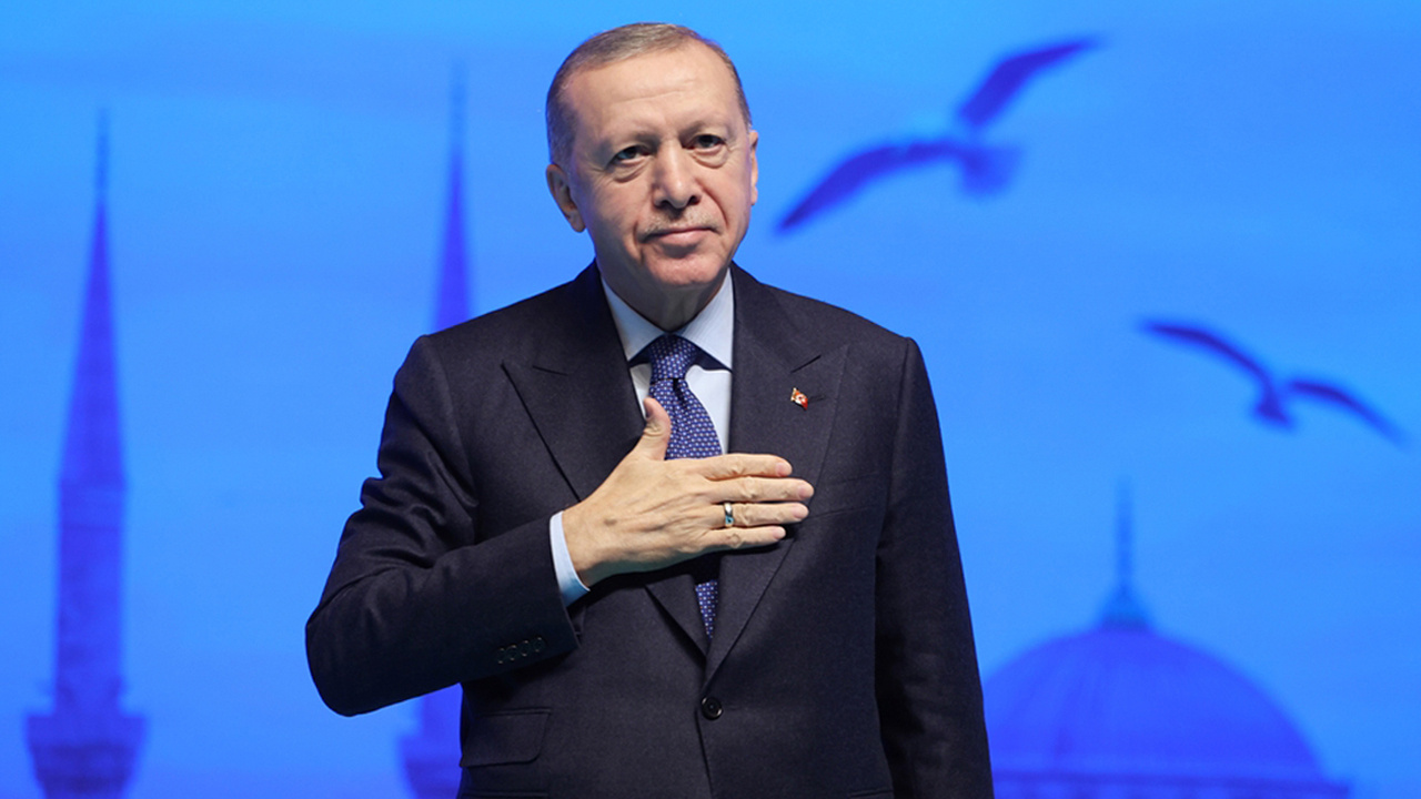 Cumhurbaşkanı Erdoğan 9'uncu kez dede oldu! Selçuk-Sümeyye Bayraktar çiftinin ikinci çocukları oldu