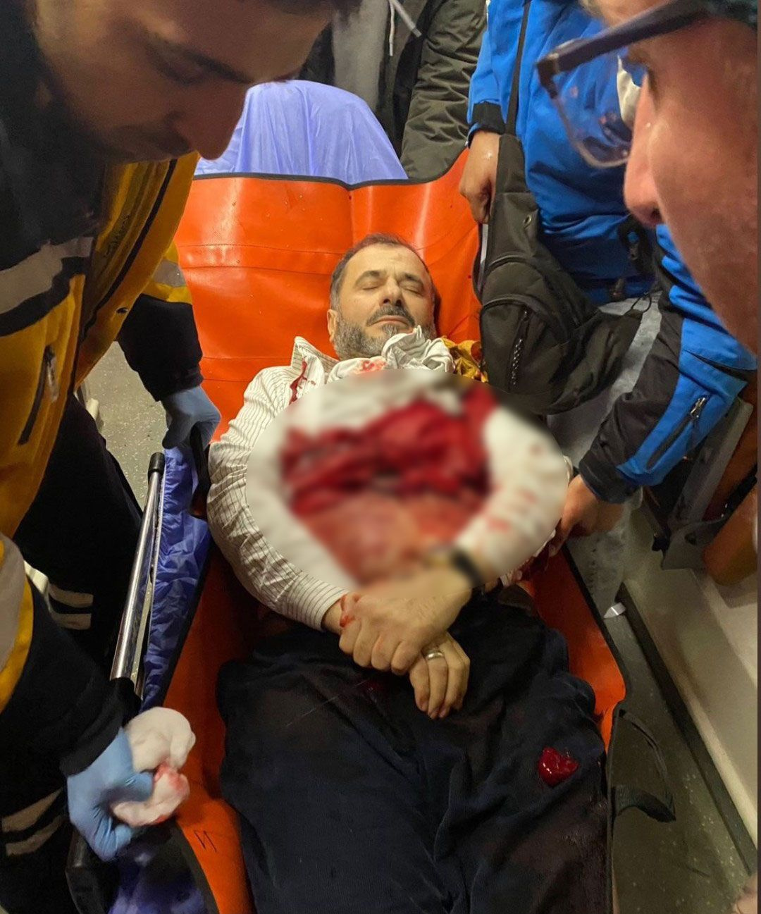 Fatih Camisi İmamı Galip Usta camide bıçaklandı! Provokatör "Kahrolsun İsrail, Uyanın Müslümanlar" diye bağırdı