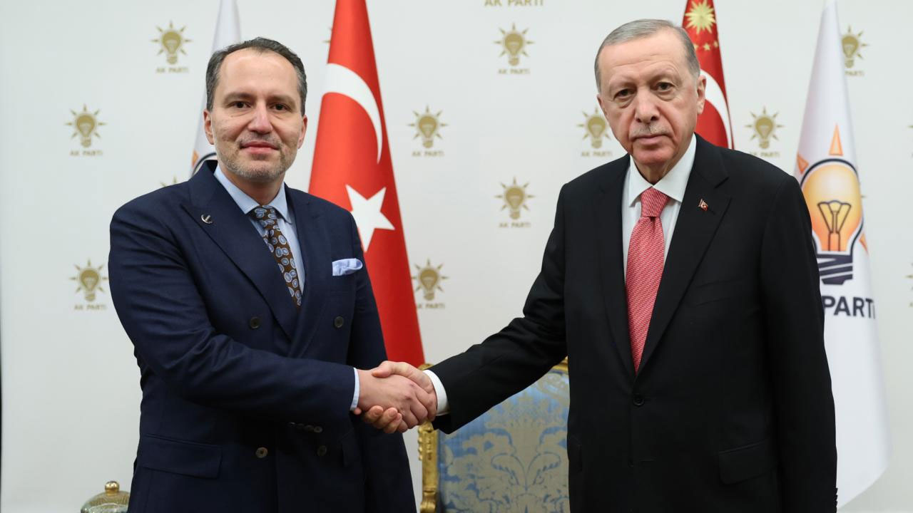 Erdoğan, Fatih Erbakan'ı davet etti! 15 Ocak'ta Beştepe'de görüşecekler! YRP'den flaş açıklama...