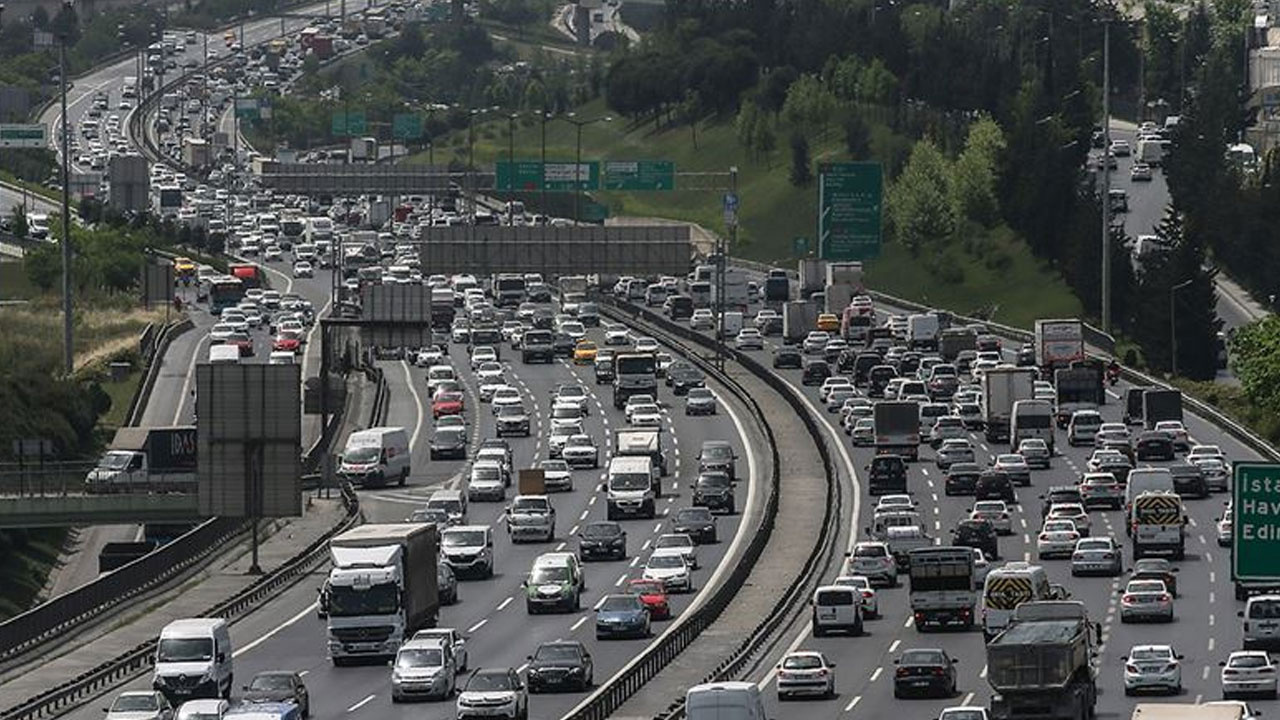 Milyonlarca sürücüyü ilgilendiriyor! Trafik sigortası baz primlerinde şubatta da yüzde 10 artış olacak