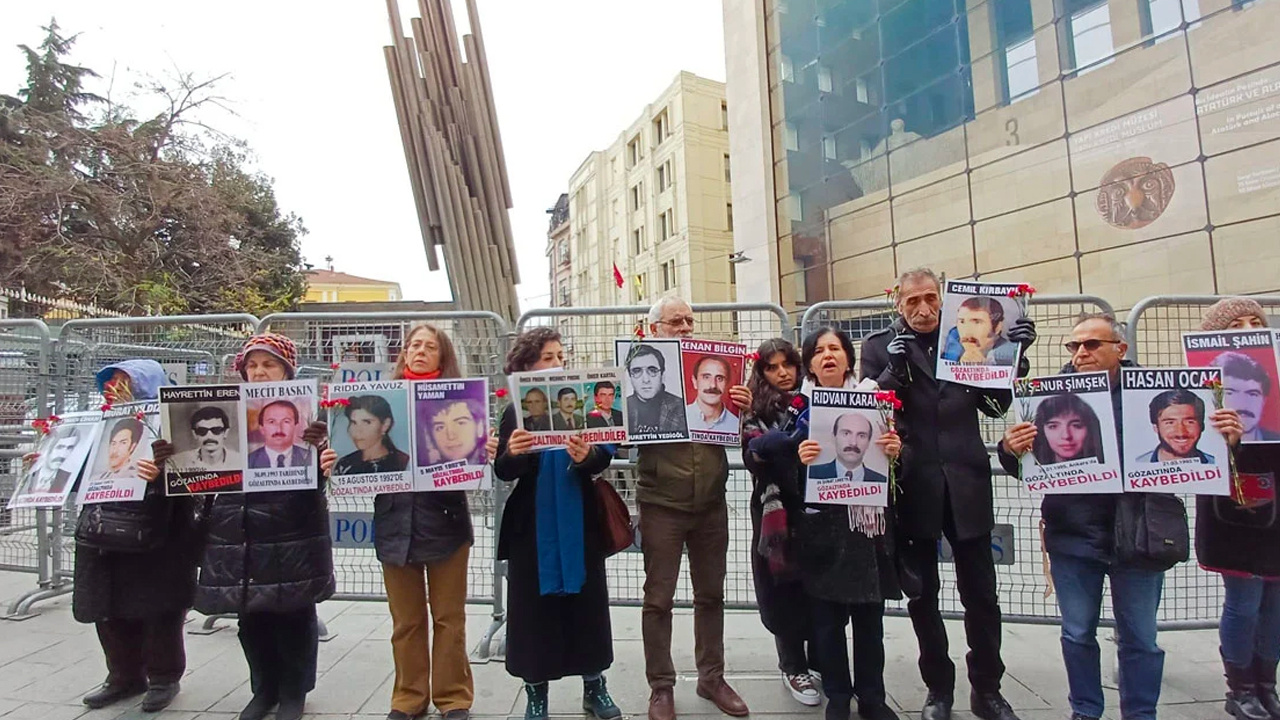 Cumartesi Anneleri: Mehmet Eymür’ü hiç iyi bilmezdik