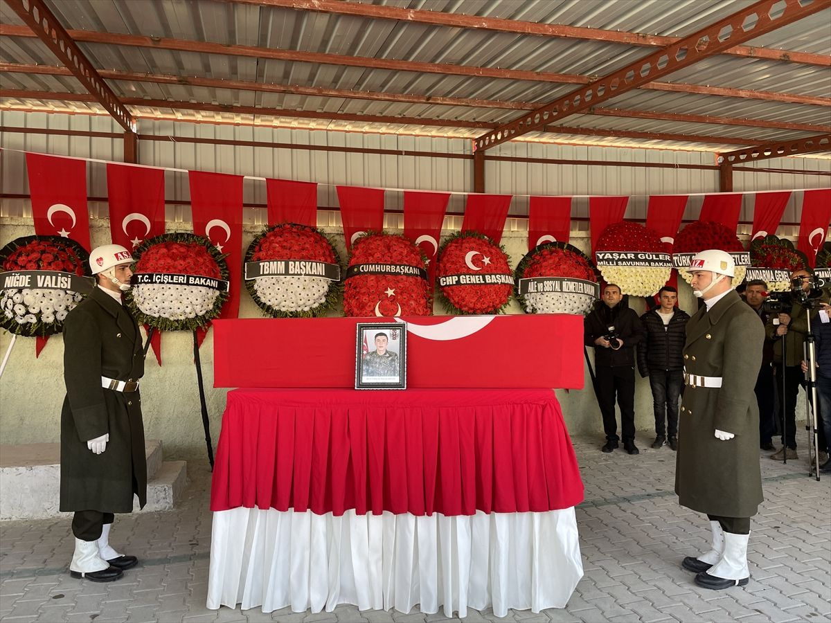 Türkiye şehitlerini uğurluyor! 6 ilden feryat sesleri yükseldi, gözyaşları sel oldu