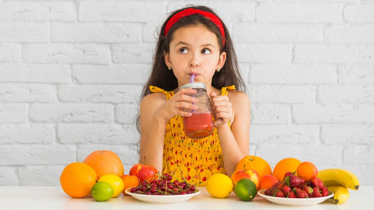 Yüzde 100 meyve suyu tüketimi çocuklar için faydalı mı?