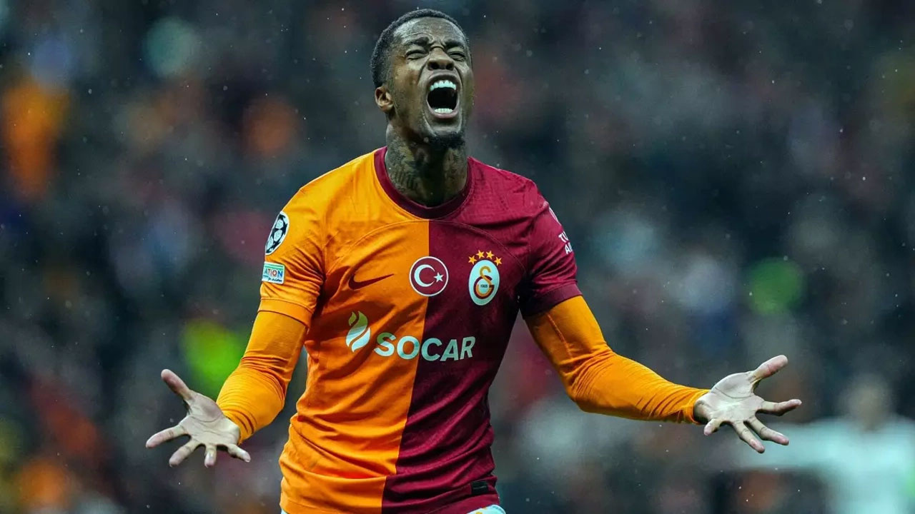 Galatasaray'ın yıldızı için flaş emeklilik iddiası!