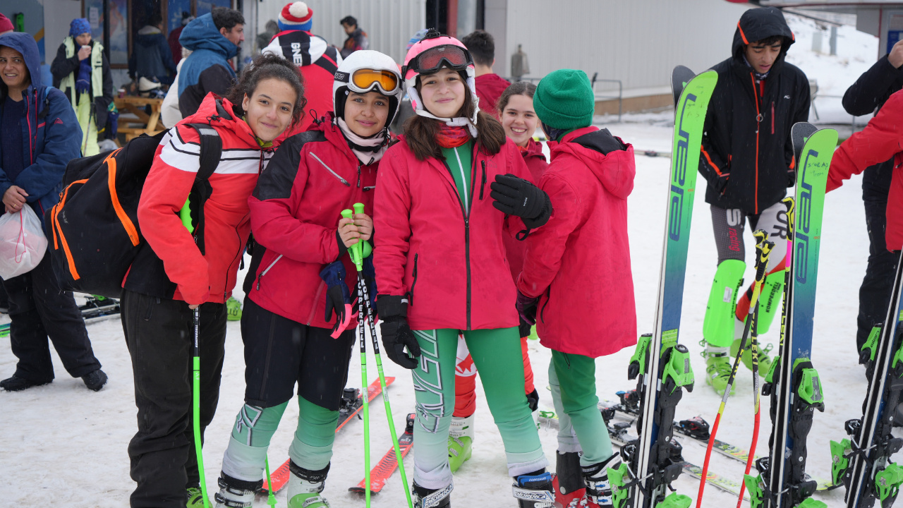 Ergan’da hafta sonu kayak heyecanı başladı