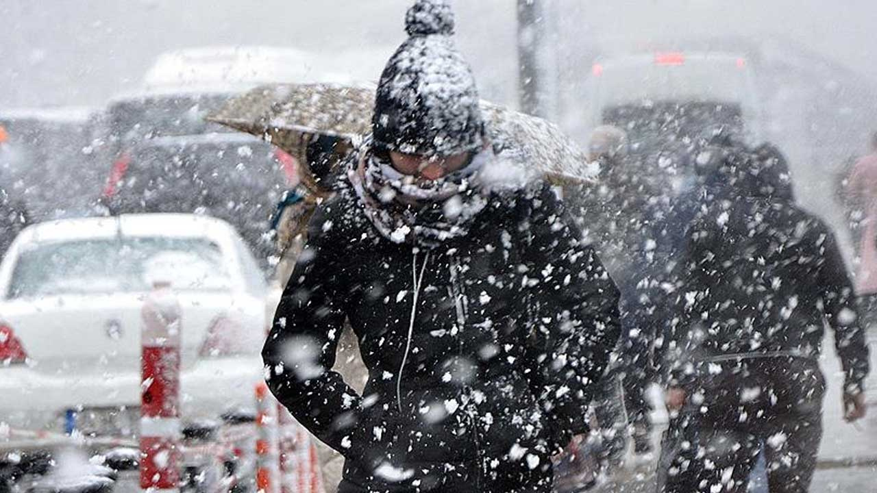 Sağanak ve kar yağışı etkili olacak! Meteoroloji 9 il için uyarı yaptı, 'İstanbul' açıklaması