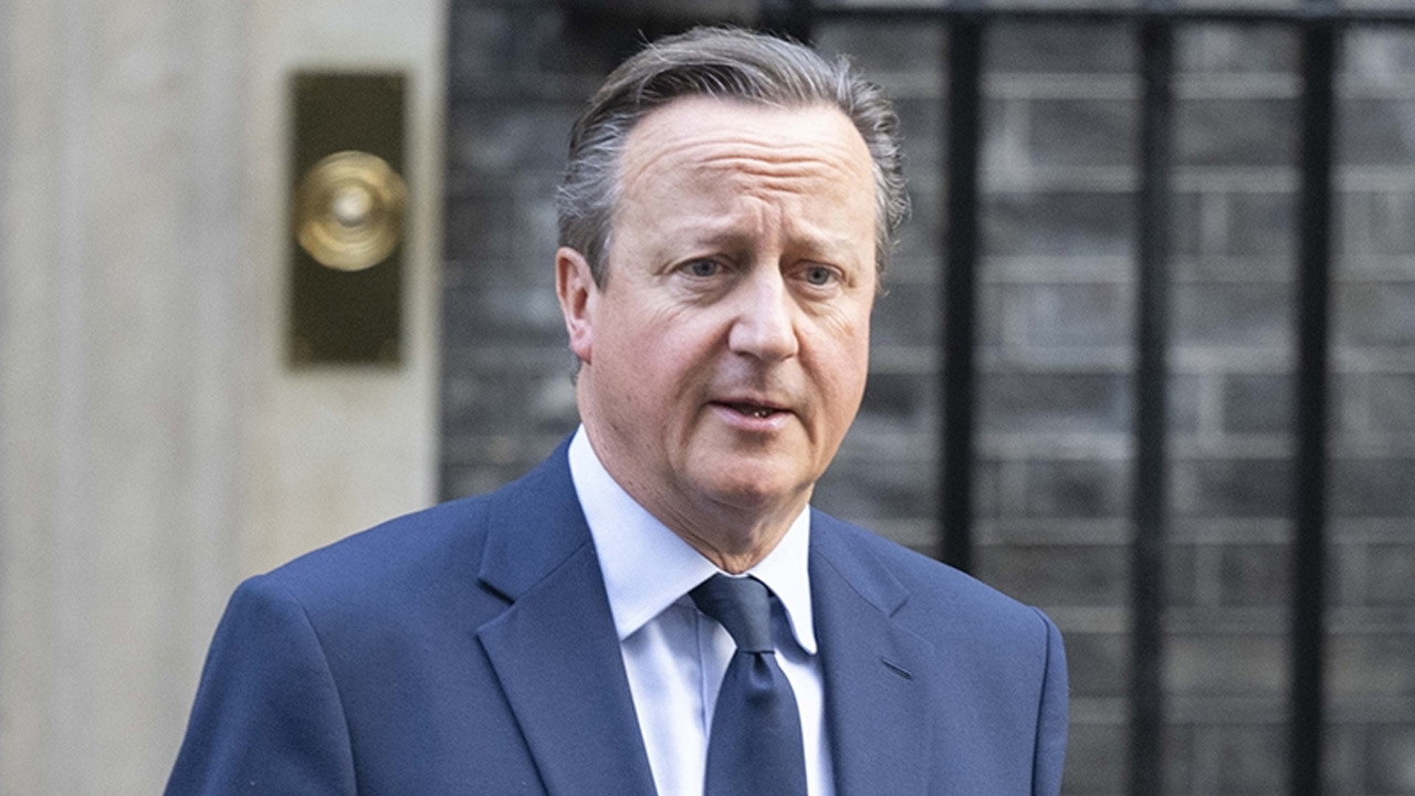 İngiltere Dışişleri Bakanı Cameron Türkiye'ye geliyor