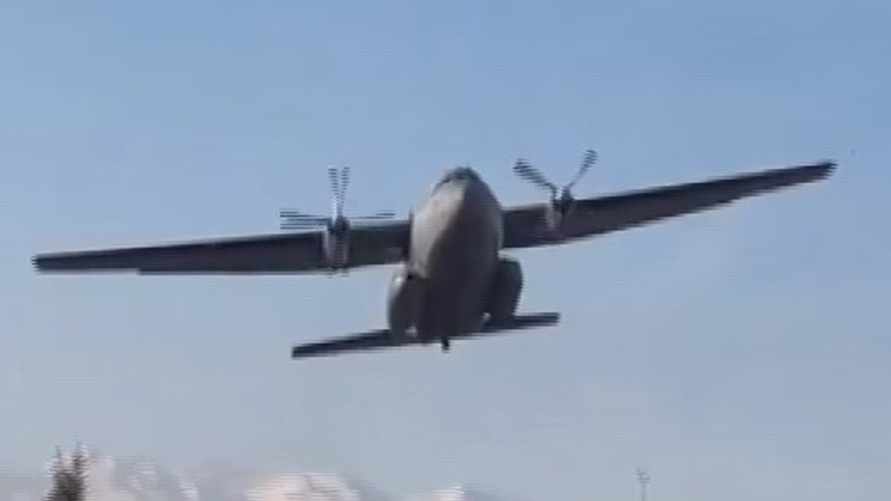 Kayseri'den kalkan askeri uçak acil iniş yaptı: O anlar kamerada
