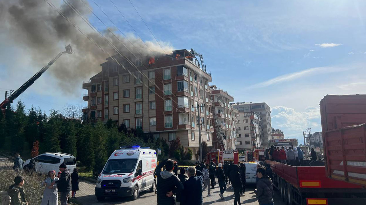 Kocaeli'de 6 katlı binada yangın çıktı!