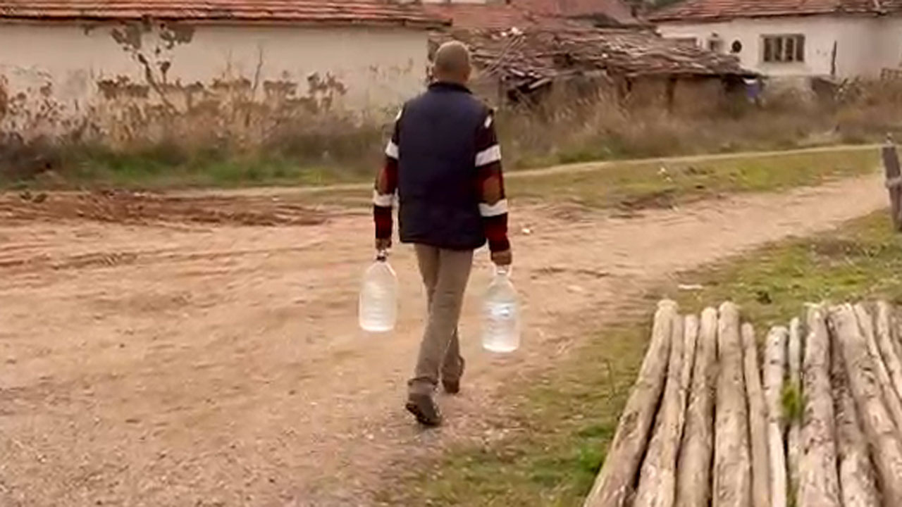 Polatlı köylerinde yaşayanlar Mansur Yavaş'ın 'su akıtmaya başladık' sözlerini yalanladı