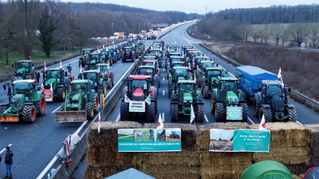 Fransa'dan geri adım! Çiftçilere yeni tedbirleri içeren 150 milyon euroluk destek
