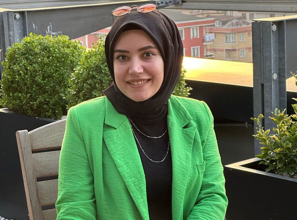 Hafize Gaye Erkan'ın başını Ahmet Hakan röportajı ve babası yedi! Dünya medyası öyle gördü!
