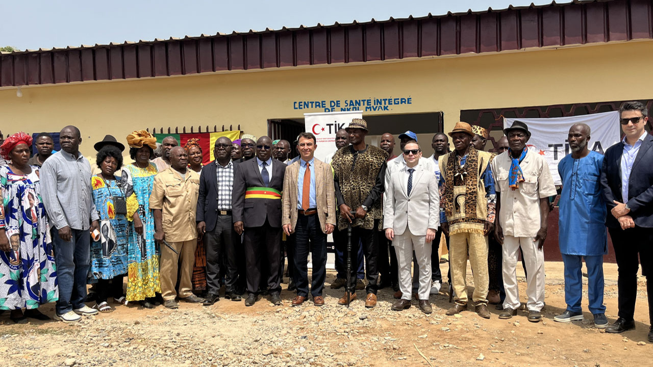 TİKA, Kamerun'da sağlık merkezini yeniledi