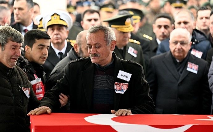 Şehit pilotlar Cemil Gülen ve Levent Öztürk son yolculuklarına uğurlandı