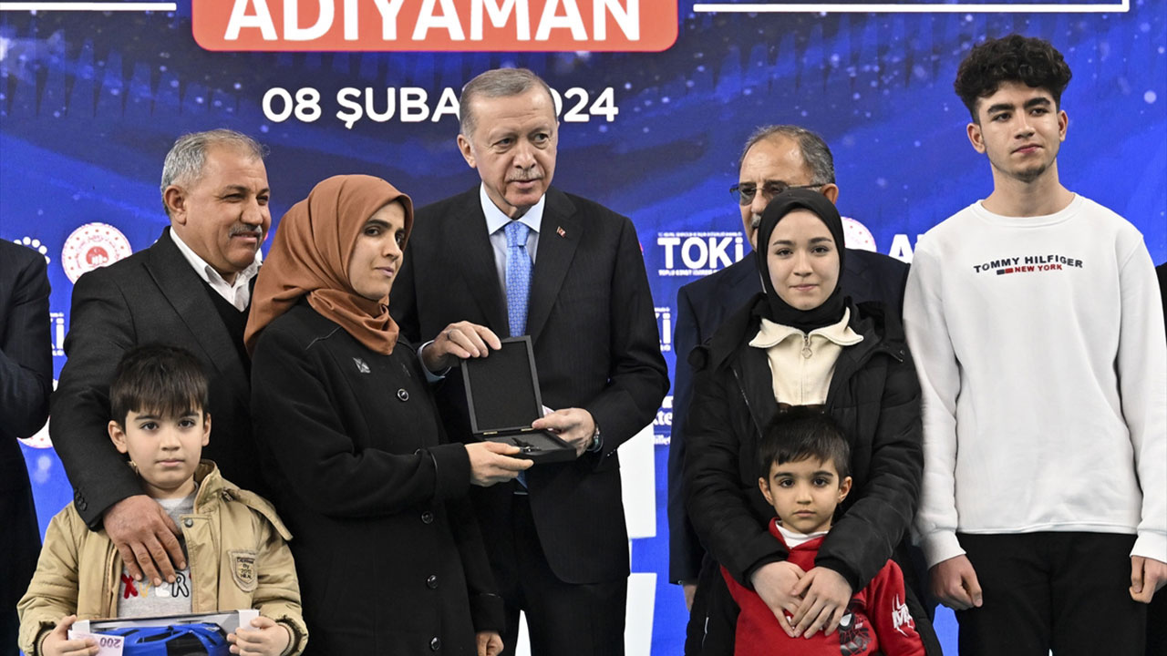 Erdoğan AK Parti'nin Adıyaman ilçe adaylarını açıkladı! 6'lı Masa proje bir yapıydı...