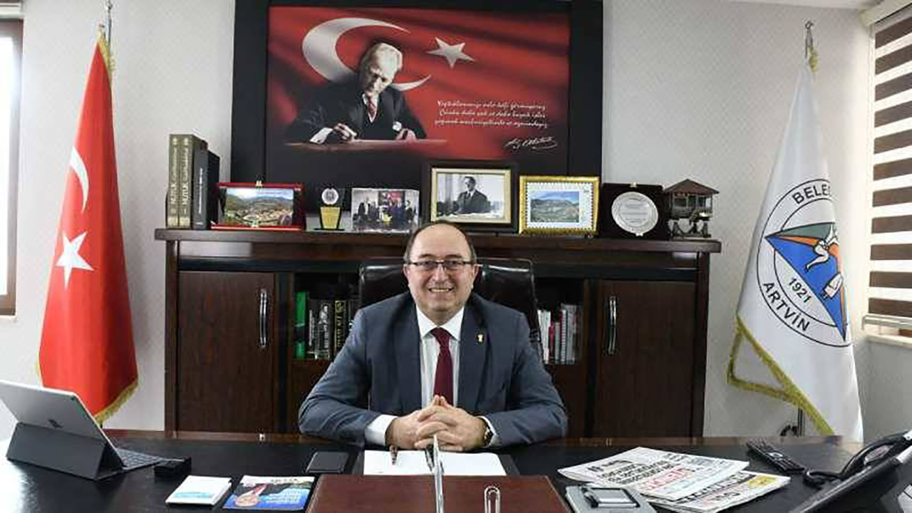 CHP'den istifa eden Belediye Başkanı İYİ Parti adayı oluyor! Akşener bugün rozet takacak