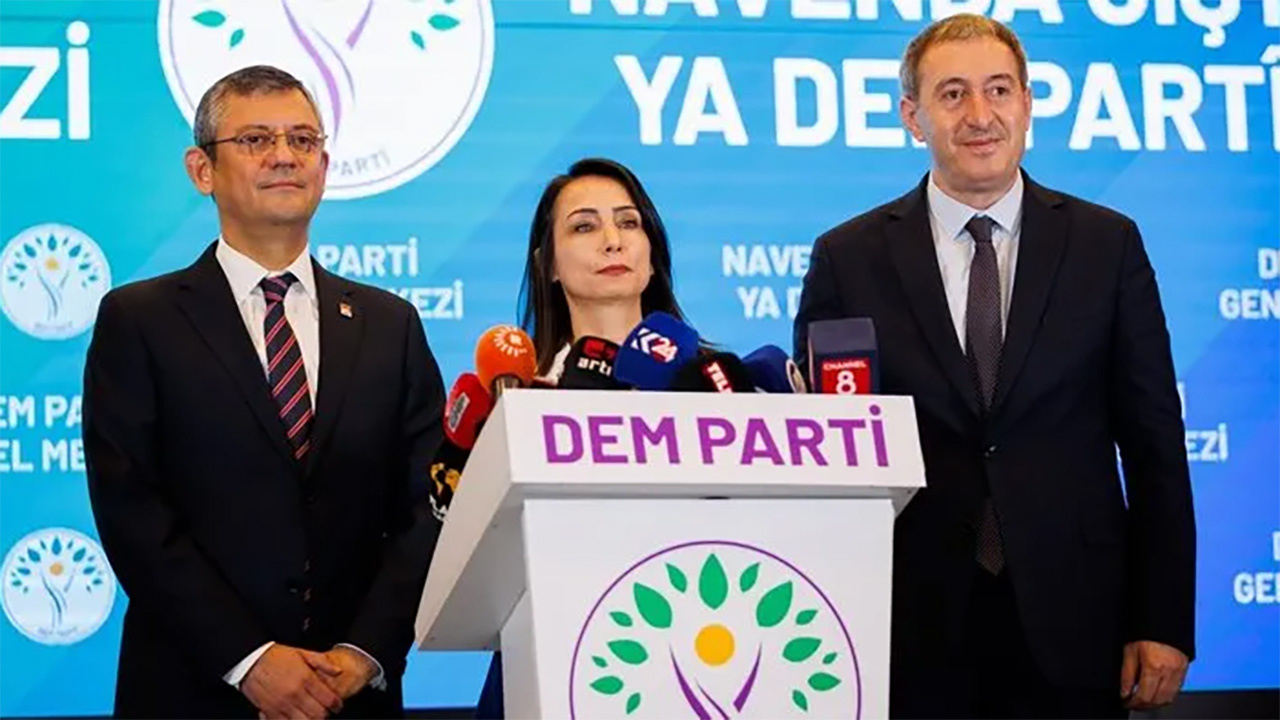 CHP ile DEM Parti İstanbul'da anlaştı! CHP, adayını DEM'in istediği isimle değiştirdi! DEM, İmamoğlu'nu destekleyecek