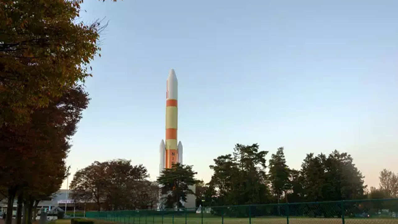 Japonya'da gözlem uyduları taşıyan H3 roketi başarıyla fırlatıldı