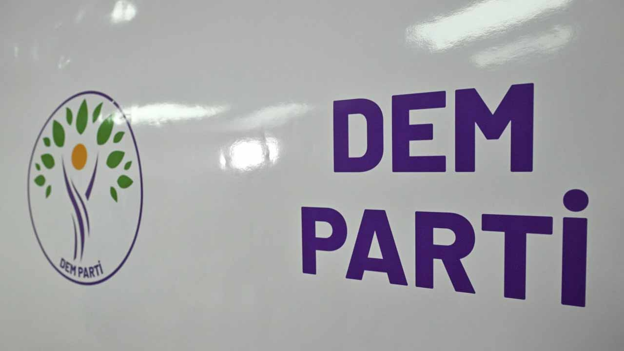 DEM Parti İstanbul'da aday çıkardığı ilçeleri açıkladı