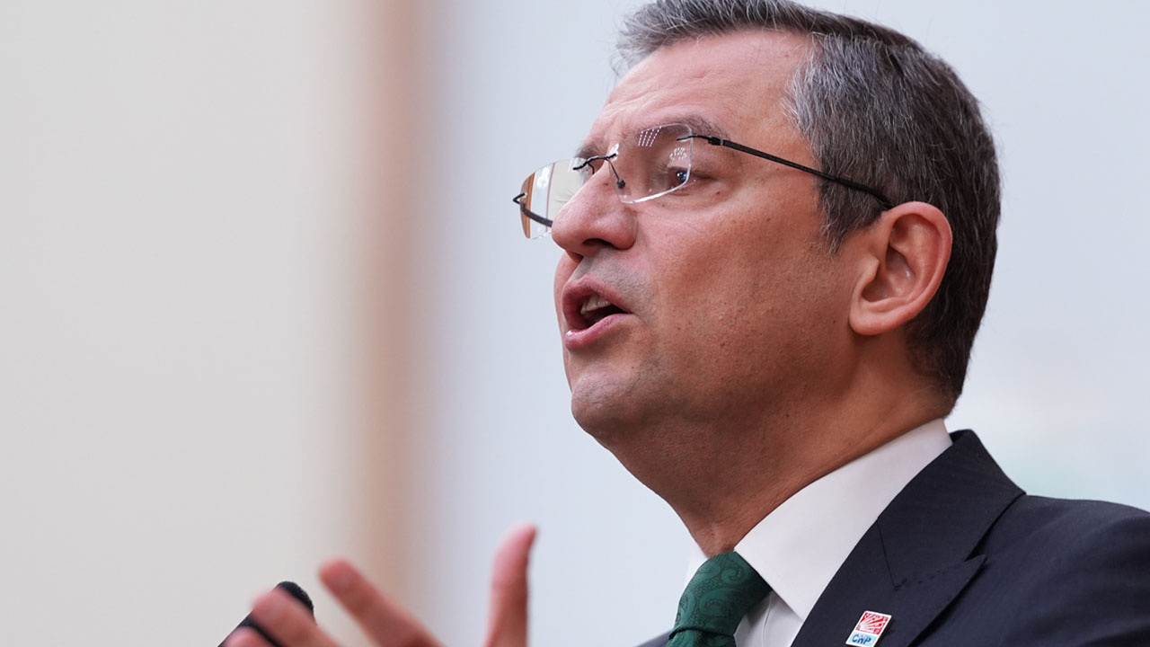 CHP Genel Başkanı Özgür Özel, Sosyalist Enternasyonal Başkan Yardımcısı seçildi