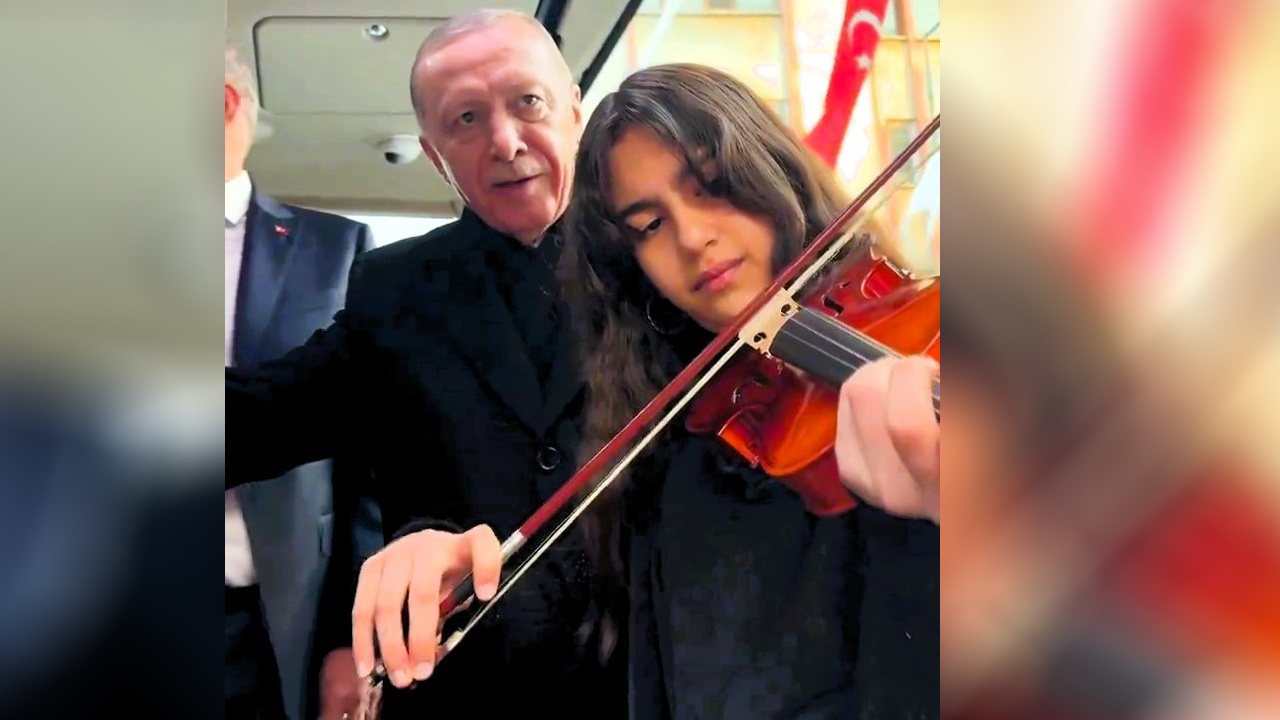 Cumhurbaşkanı Erdoğan'a keman çalan kız konuştu, heyecanını böyle ifade etti: Dizlerim titriyordu