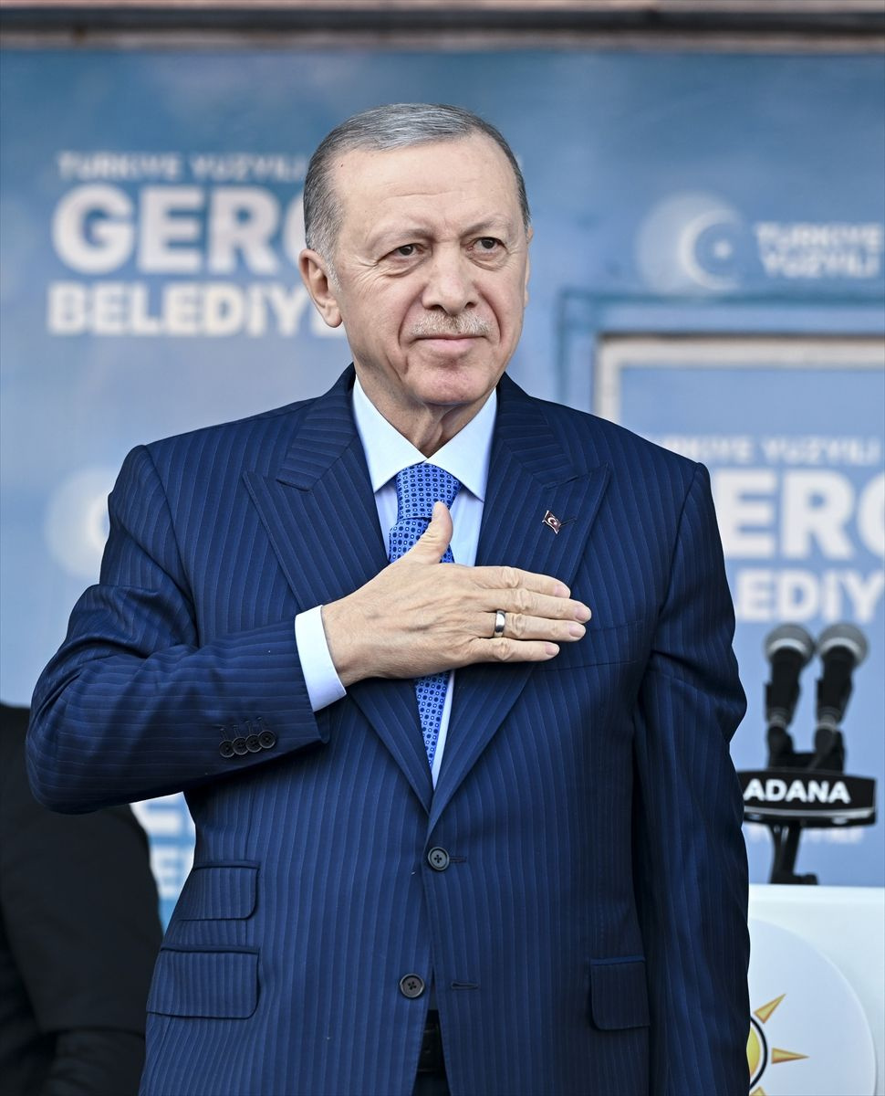 Cumhurbaşkanı Erdoğan 70 yaşında! Doğum gününü yüzbinlerce vatandaş kutladı: Erdoğan'ı tek cümlede anlat deseler...