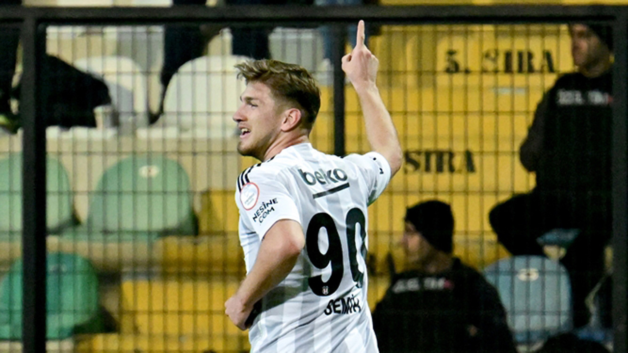 Nihat Kahveci'den Semih Kılıçsoy iddiası 2 kat daha fazla gol atabilir