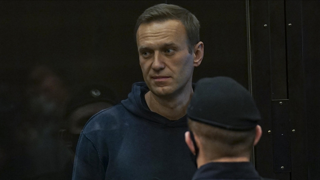 Cezaevinde ölen Rus muhalif Navalnıy başkent Moskova'da defnedildi