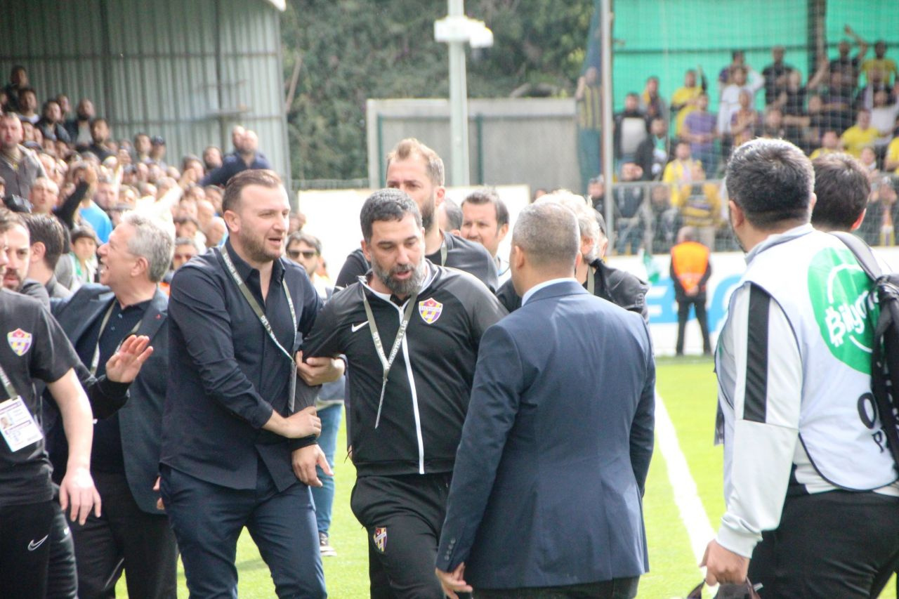 Bodrum FK - Eyüpspor maçında olaylar çıktı