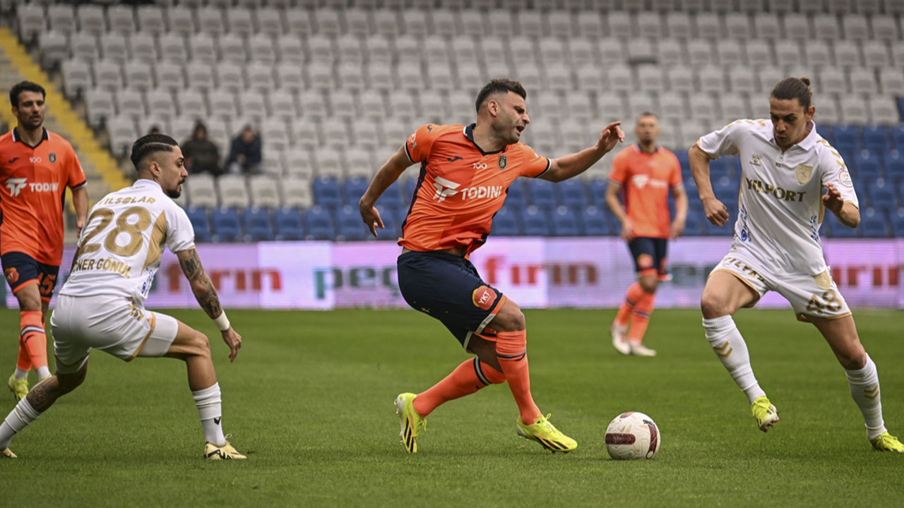 Süper Lig'de Başakşehir, Samsunspor'u tek golle geçti