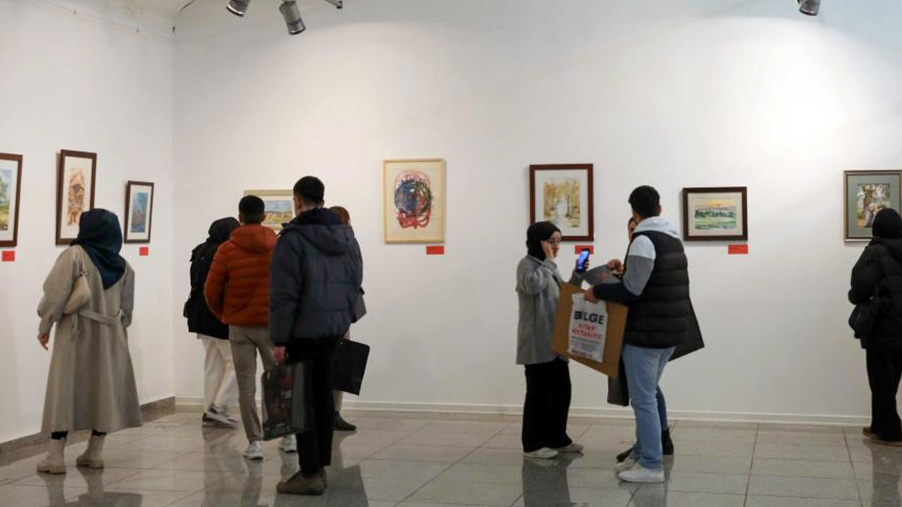 Diyarbakır’da ‘Suluboya Ressamları Grubu 50. Yıl Sergisi’