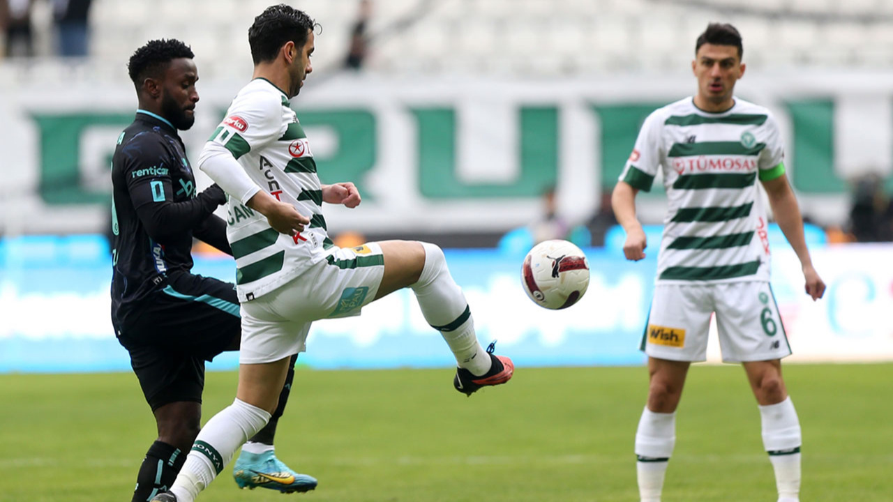 Konyaspor, sahasında Adana Demirspor ile 2-2 berabere kaldı